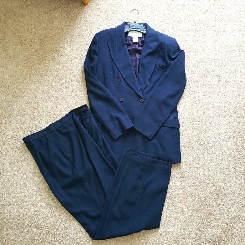 Womens Navy pantsuit